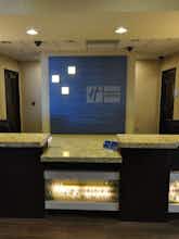 Hotel Holiday Inn Express Hotel & Suites Belgrade photo 4