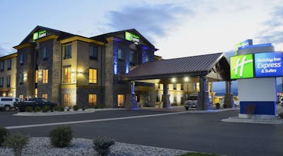 Holiday Inn Express Hotel & Suites Belgrade