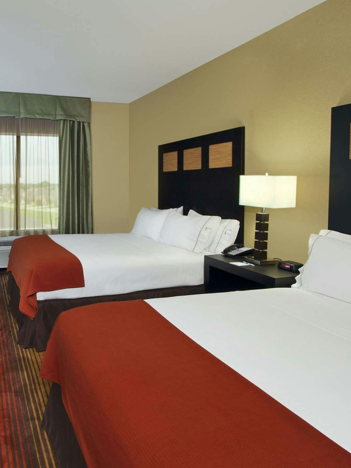 Hotel Holiday Inn Express Hotel & Suites Baytown photo 1