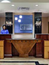 Hotel Holiday Inn Express Hotel & Suites Birmingham photo 4