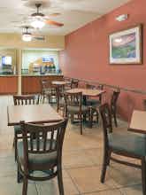 Hotel Holiday Inn Express Hotel & Suites Bishop photo 5