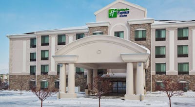Holiday Inn Express Hotel & Suites Bismarck