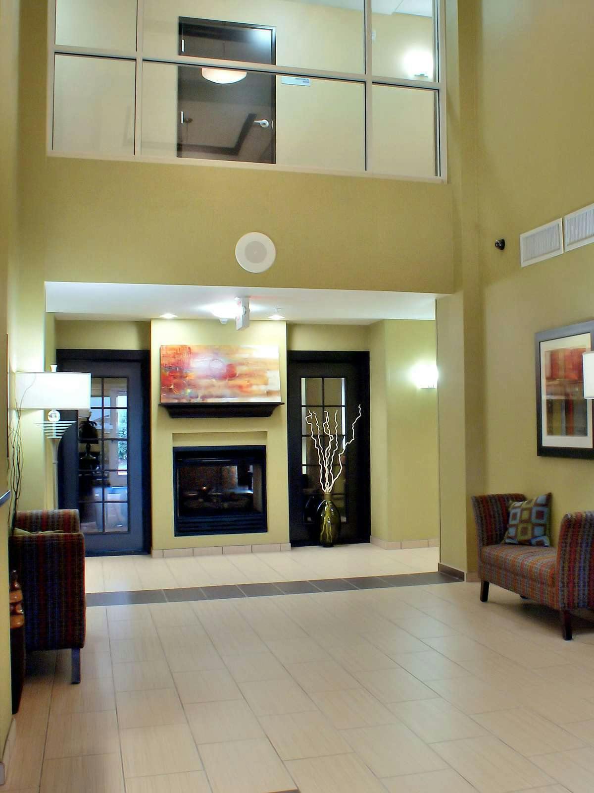 Hotel Holiday Inn Express & Suites Tulsa South Bixby photo 3