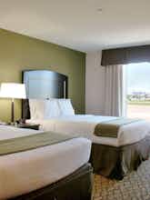 Hotel Holiday Inn Express & Suites Tulsa South Bixby photo 1