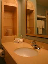 Hotel Holiday Inn Express Hotel & Suites Bluffton photo 2