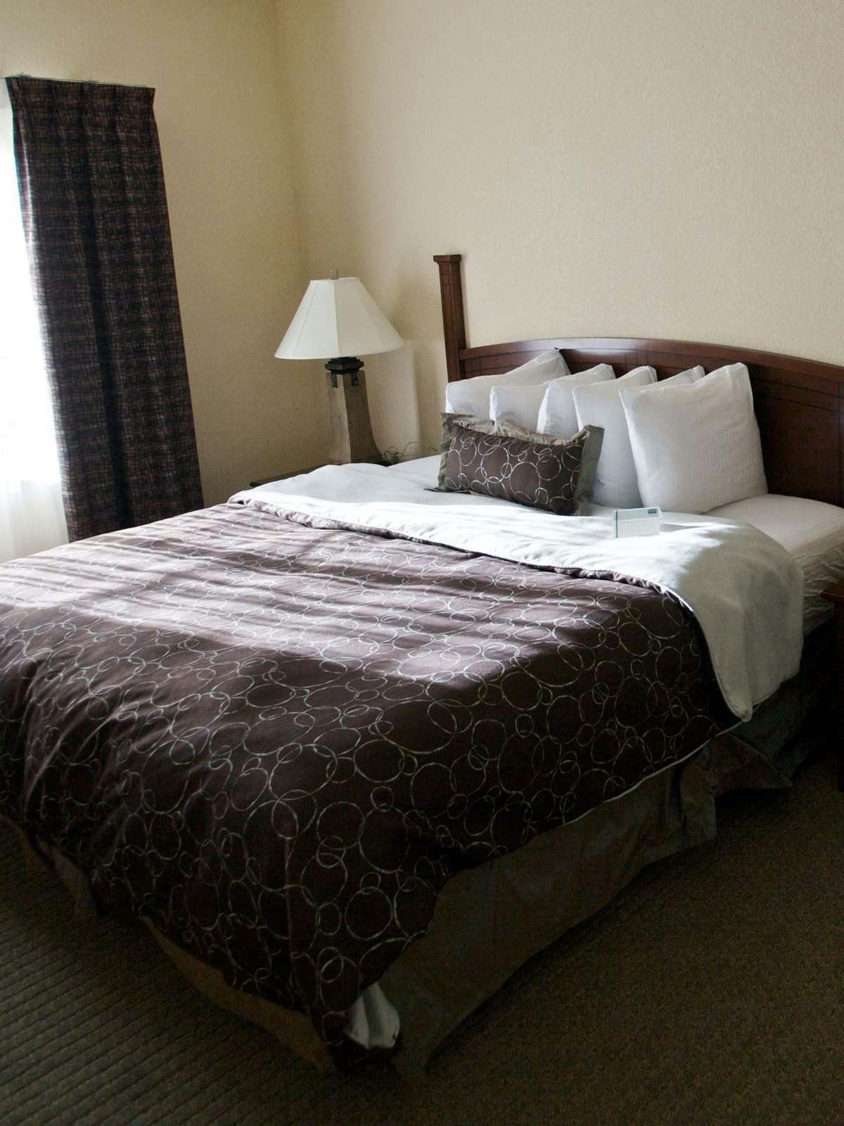 Hotel Staybridge Suites San Antonio SeaWorld photo 1