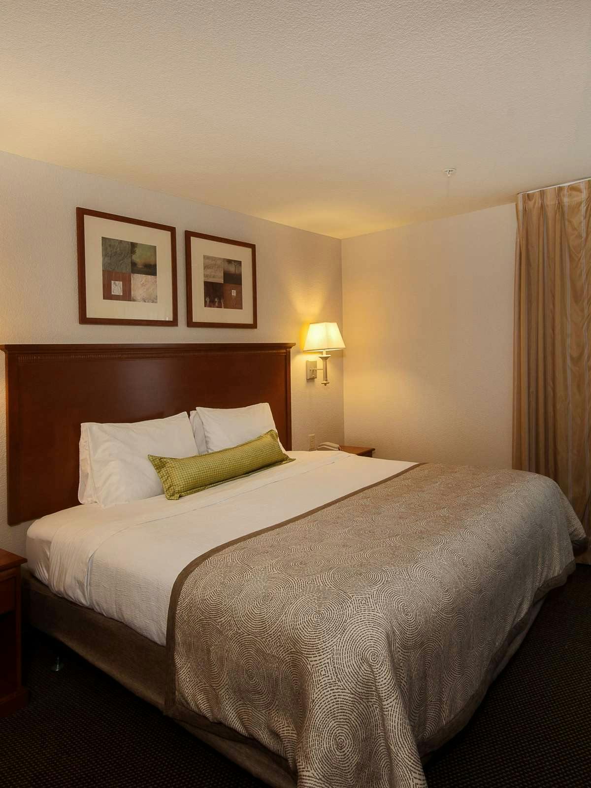 Hotel Candlewood Suites Fort Worth West photo 1