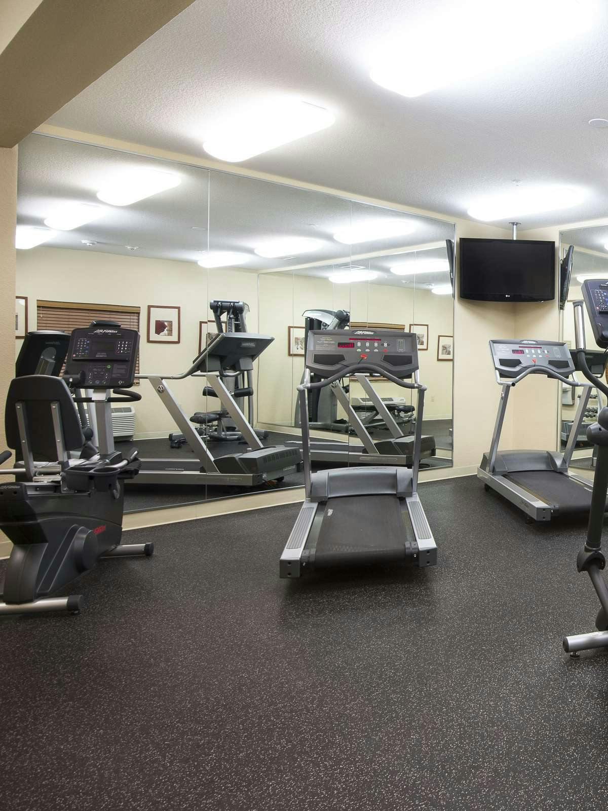 Hotel Candlewood Suites Fort Worth West photo 4