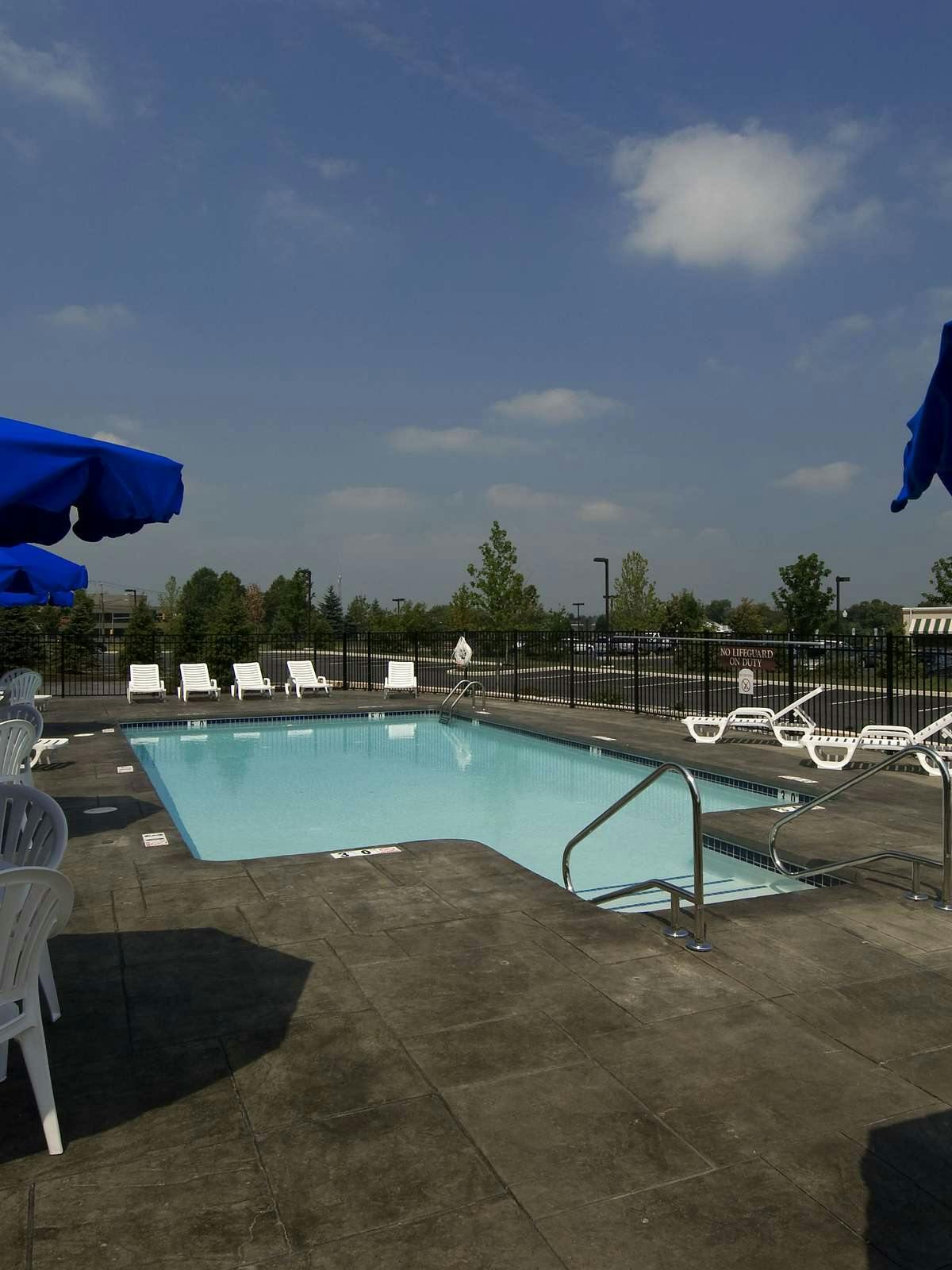 Hotel Holiday Inn Express Hotel & Suites Bethlehem Airport photo 4