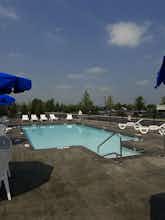 Hotel Holiday Inn Express Hotel & Suites Bethlehem Airport photo 4