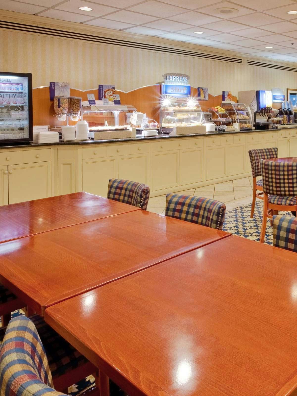 Hotel Holiday Inn Express Poughkeepsie photo 5