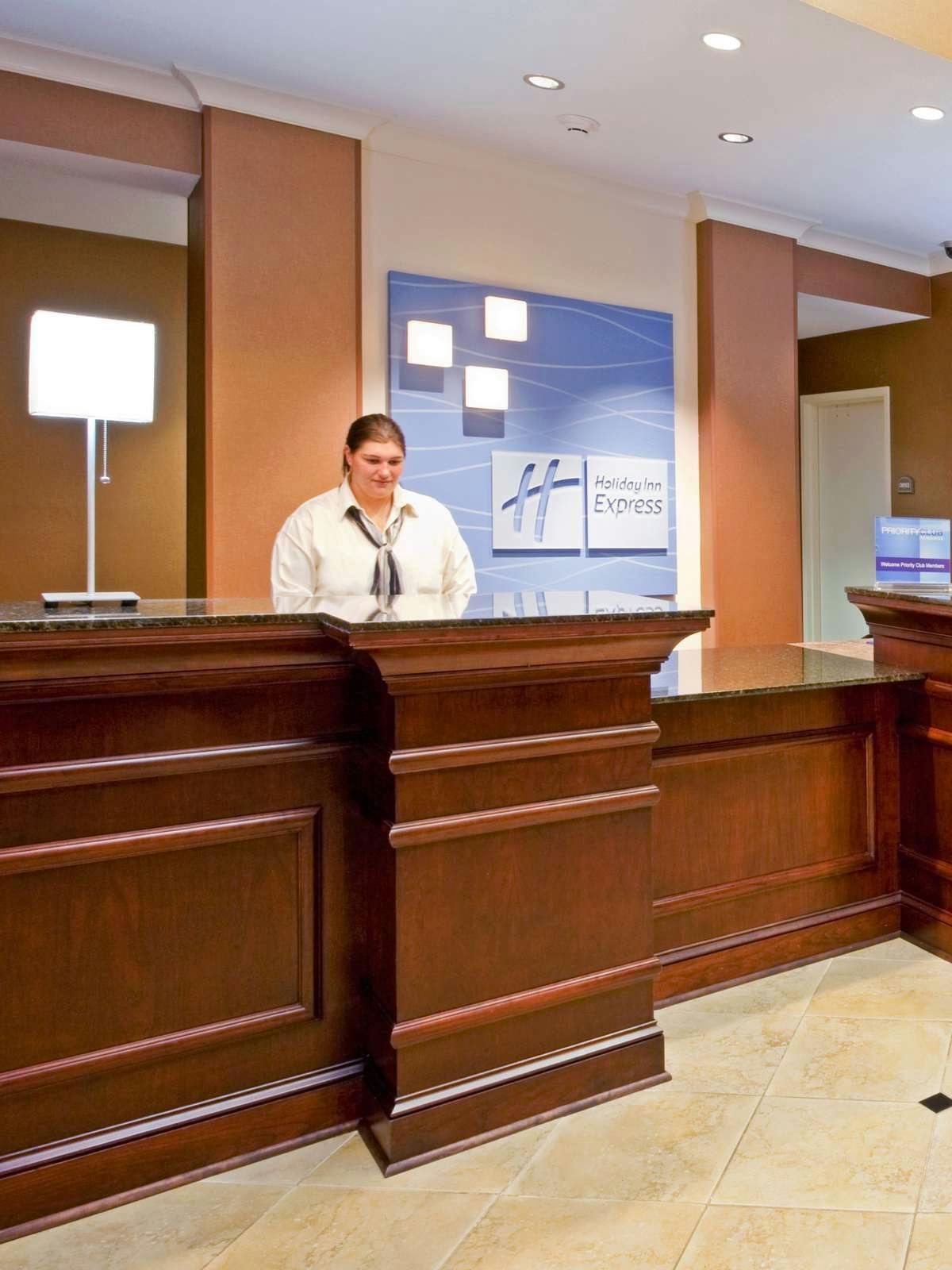 Hotel Holiday Inn Express Hotel & Suites Binghamton University Vestal photo 4