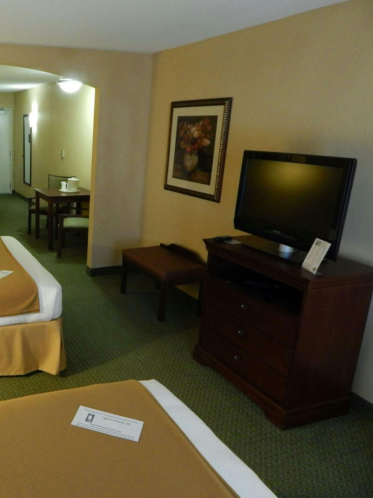 Hotel Holiday Inn Express Hotel & Suites Binghamton University Vestal photo 2
