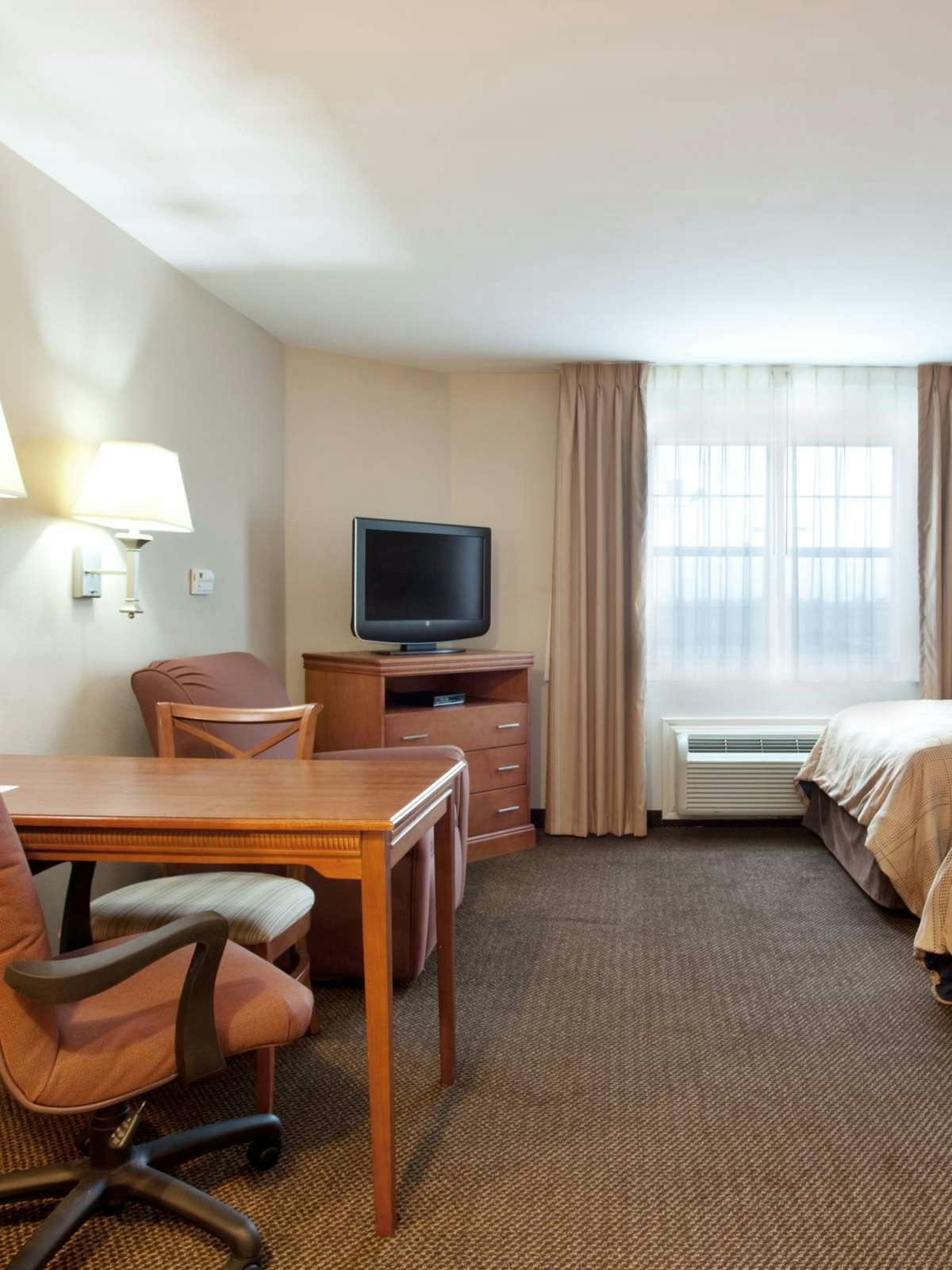 Hotel Candlewood Suites Galveston photo 2