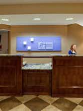 Hotel Holiday Inn Express Roseville St. Paul photo 4