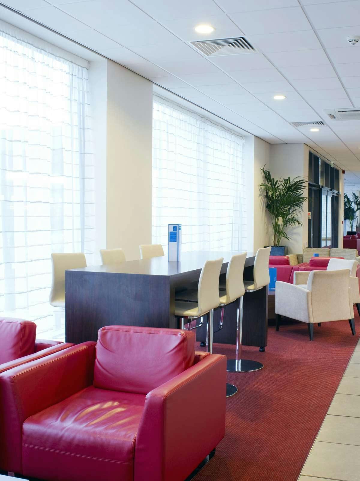 Hotel Holiday Inn Express Rotherham North photo 3