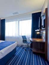 Hotel Holiday Inn Express Rotterdam Central Station photo 2