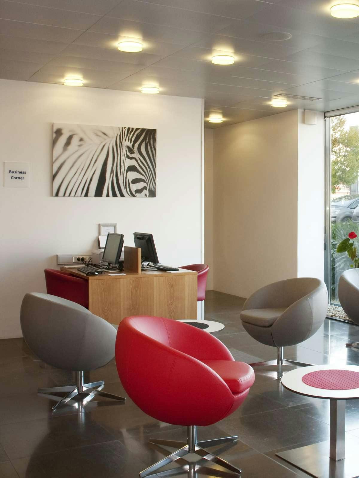 Hotel Holiday Inn Express Saint Nazaire photo 5