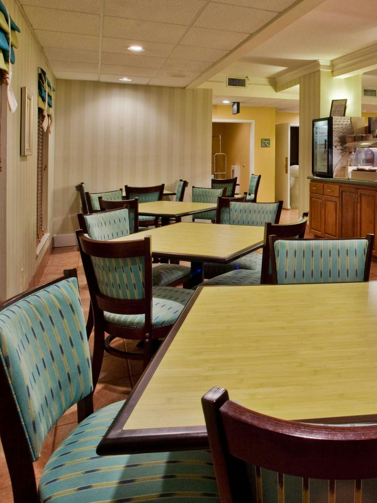 Hotel Holiday Inn Express Saint Simons Island photo 5