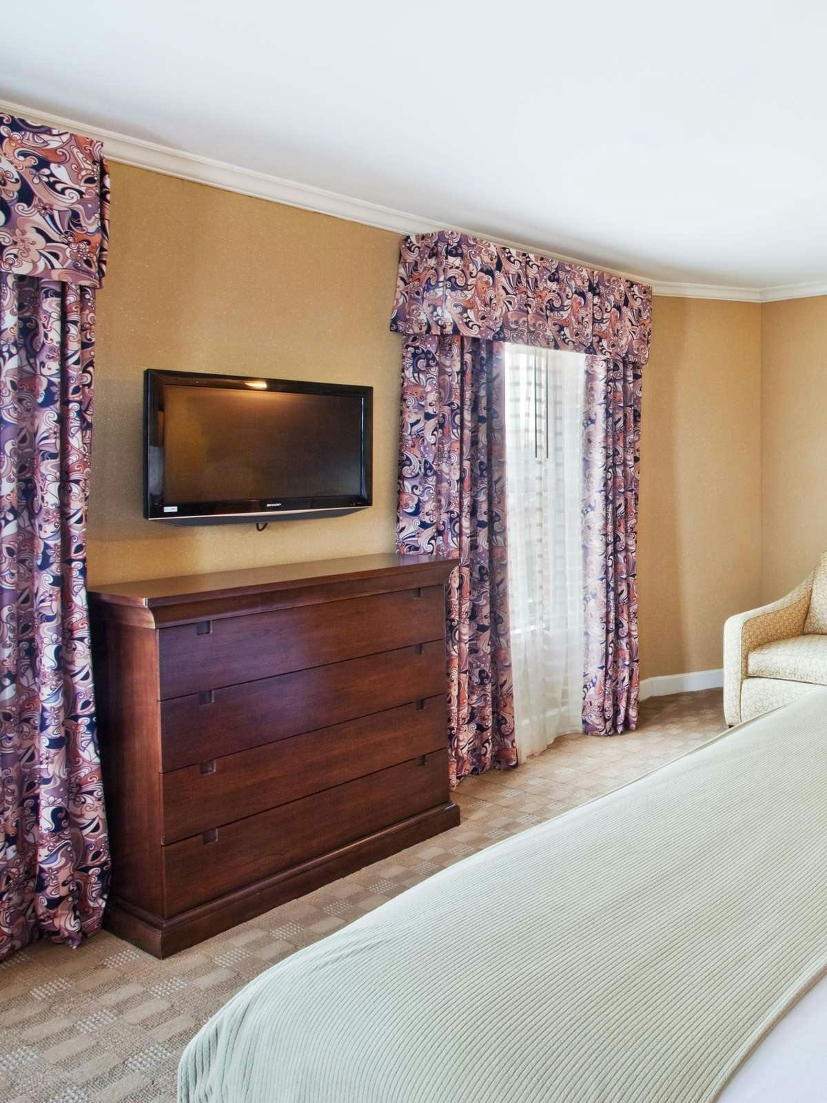 Hotel Holiday Inn Express Savannah Historic District photo 3