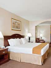 Hotel Holiday Inn Express Rochelle photo 1