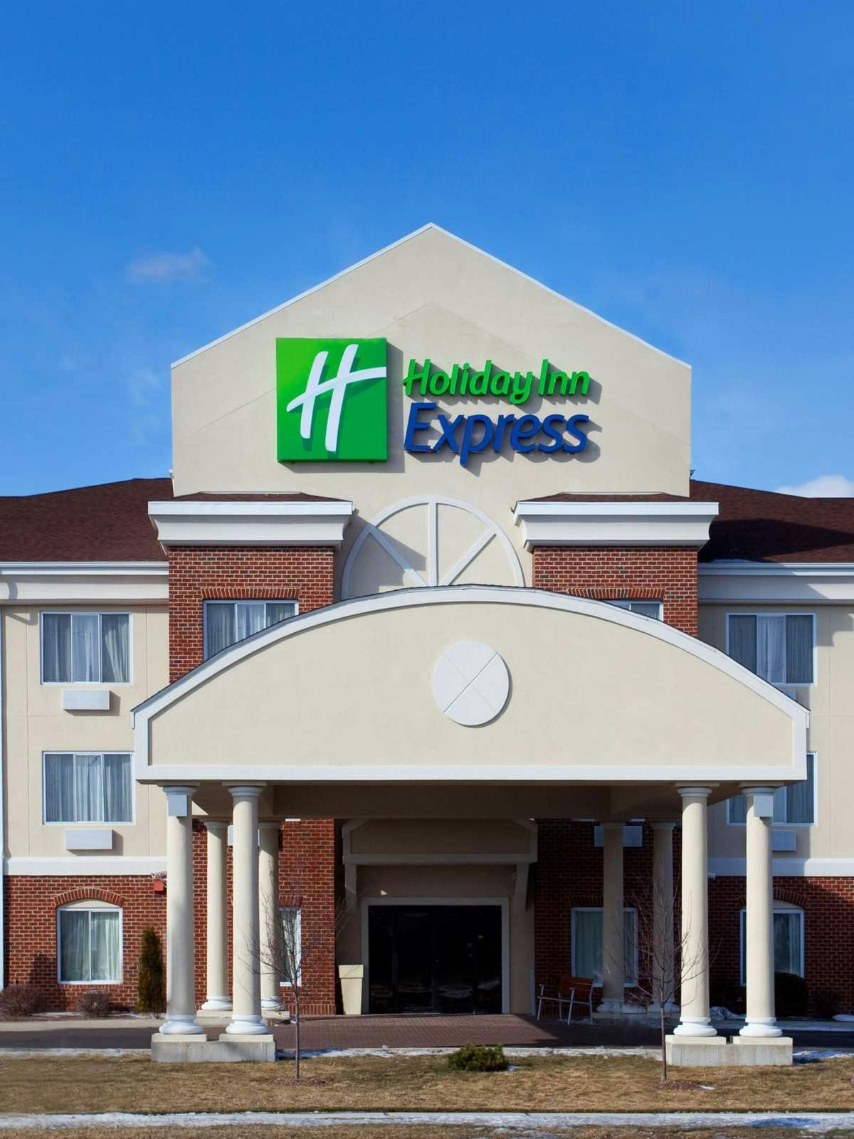 Holiday Inn Express Rochelle, Rockford - HotelTonight