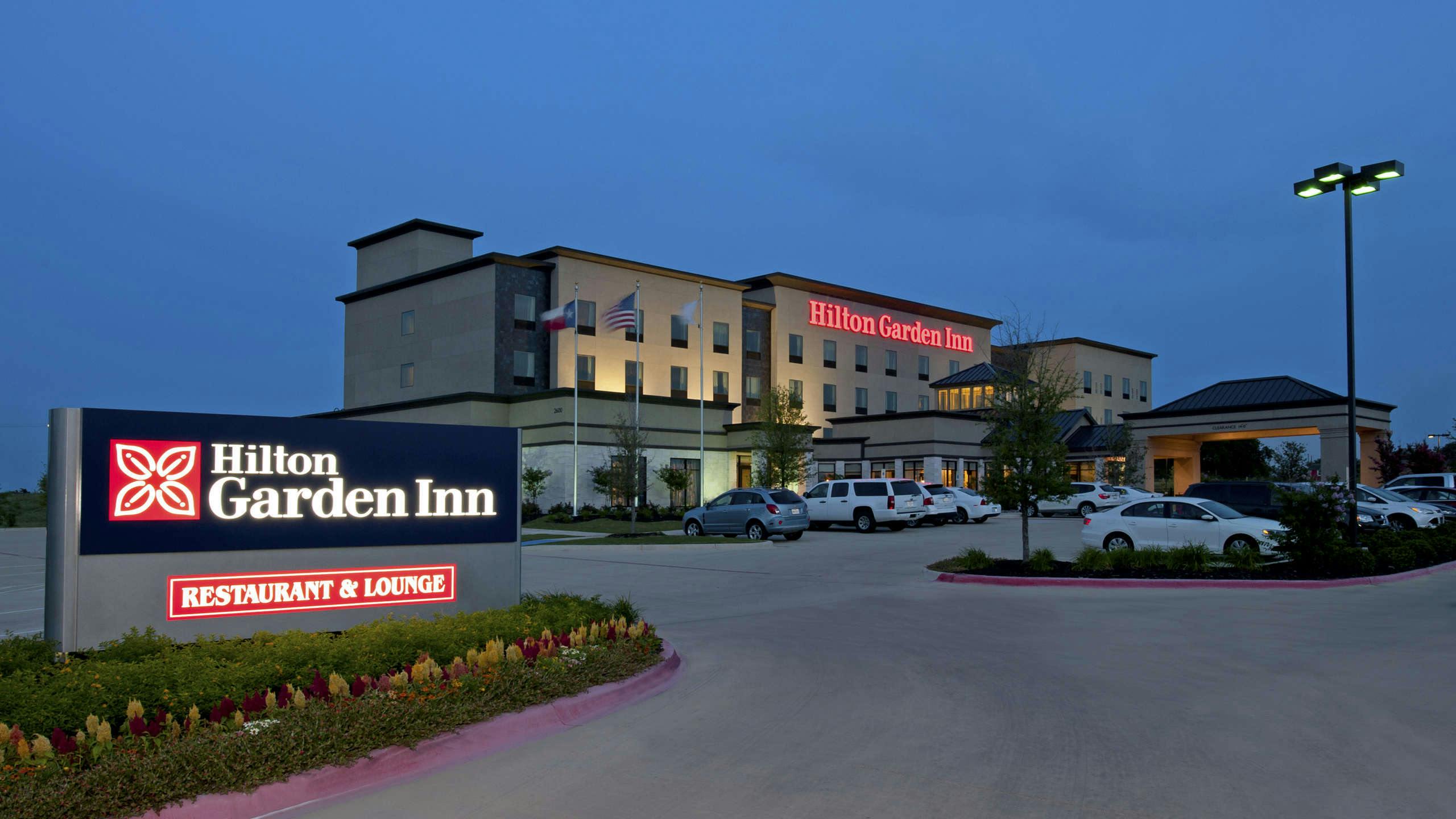 Last Minute Deals In Fort Worth Hoteltonight