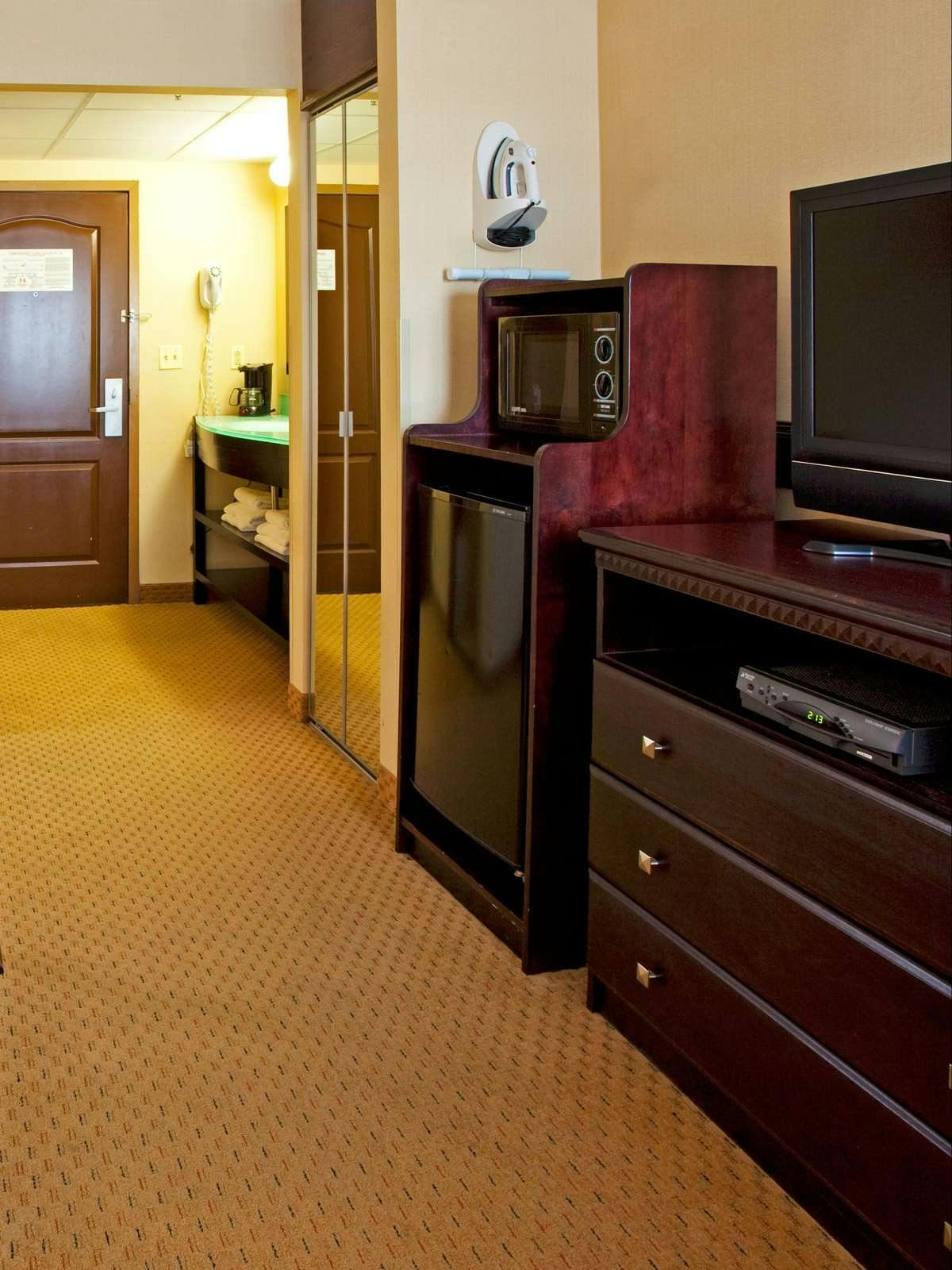 Hotel Holiday Inn Express Rochester Greece photo 2