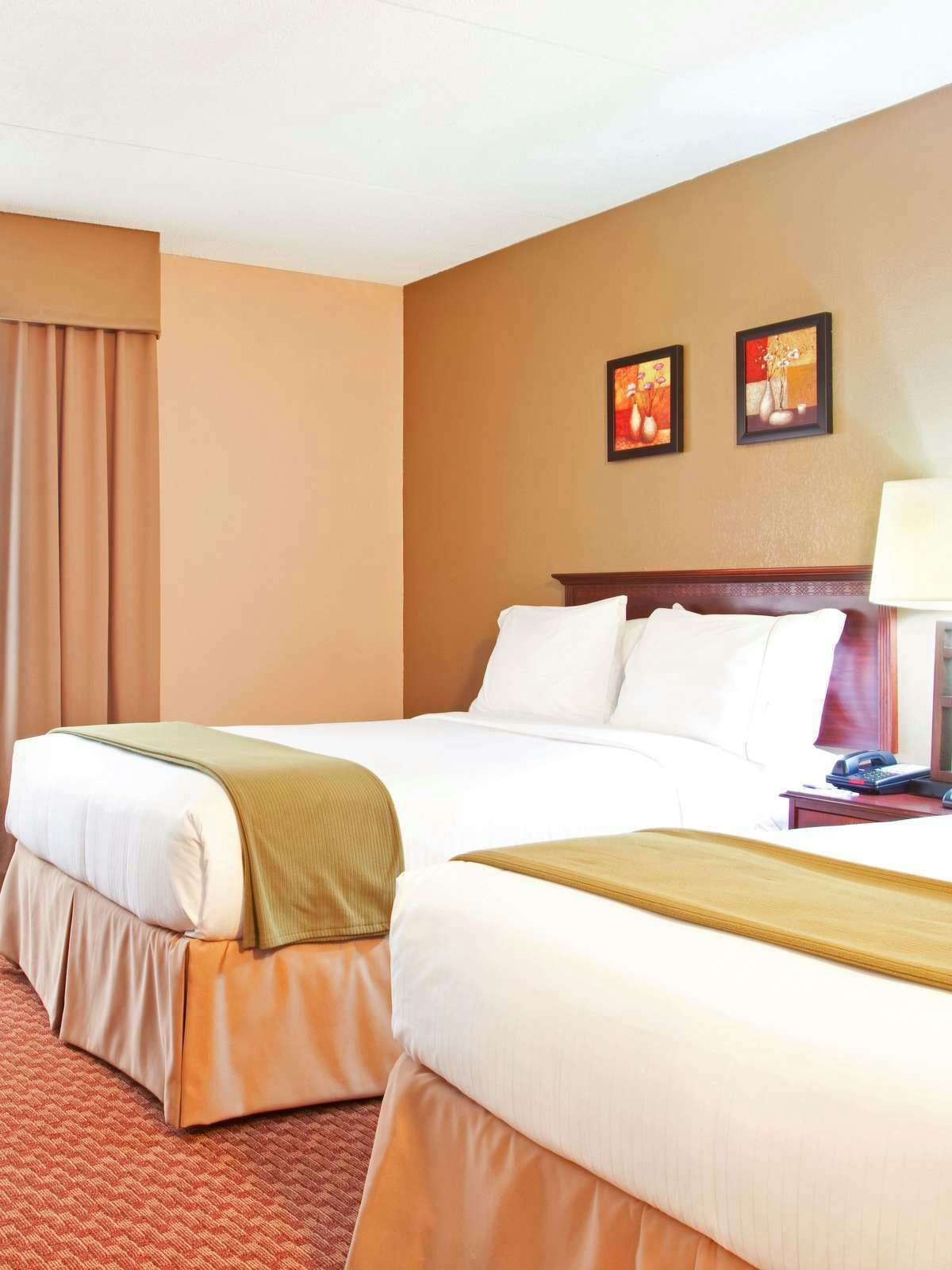 Hotel Holiday Inn Express Rolling Meadows Schaumburg Area photo 1