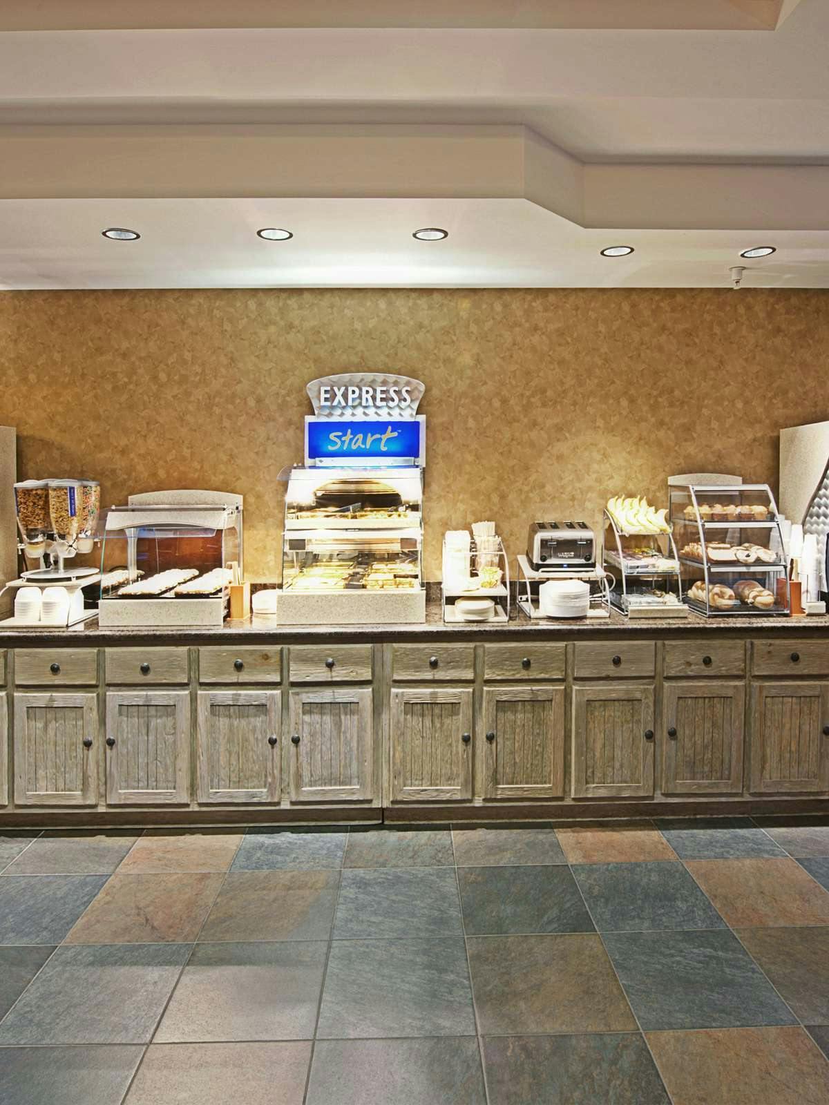 Hotel Holiday Inn Express Sierra Vista photo 4