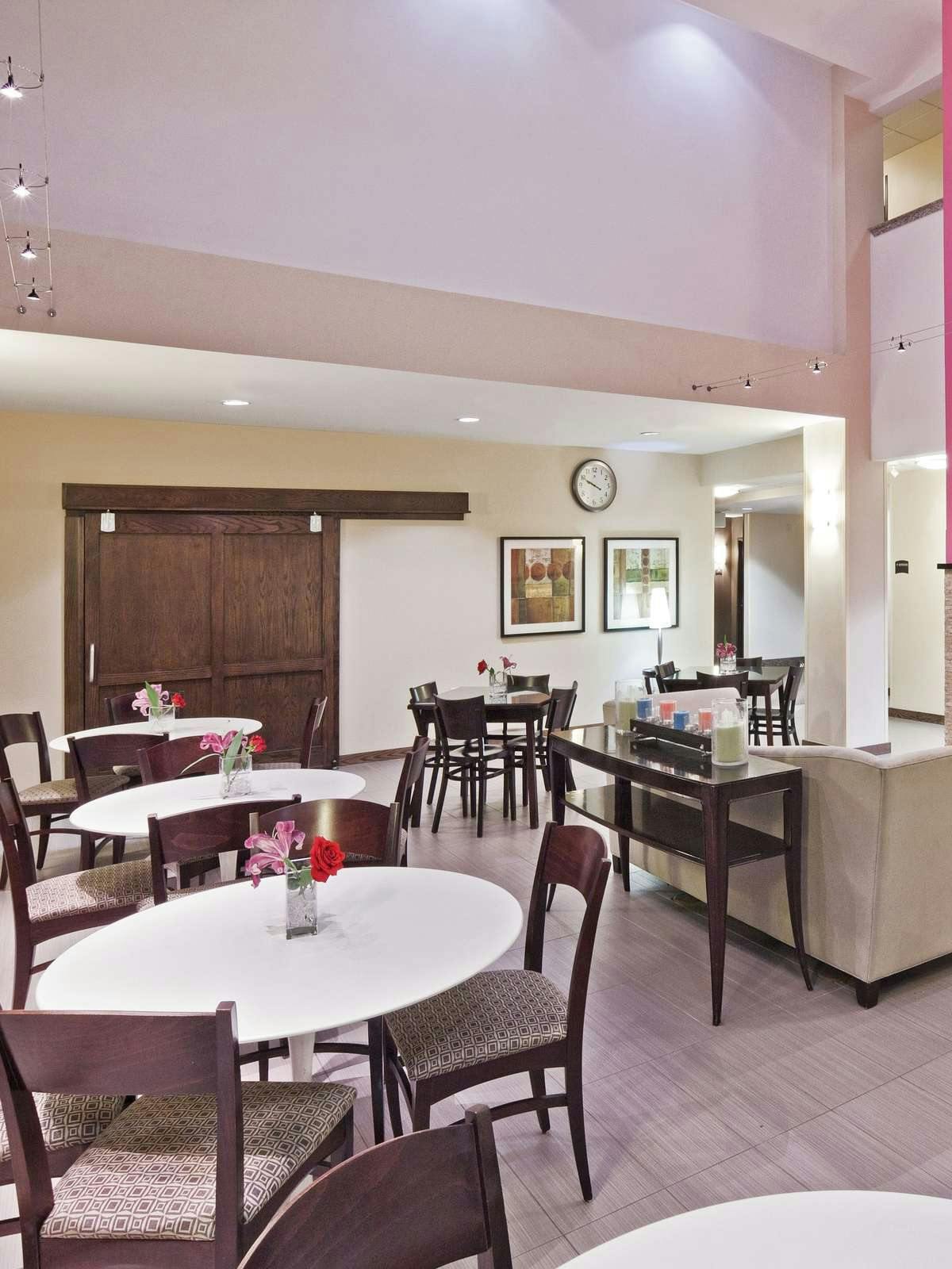 Hotel Staybridge Suites Plano Richardson photo 5