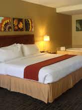 Hotel Holiday Inn Express Simi Valley photo 1