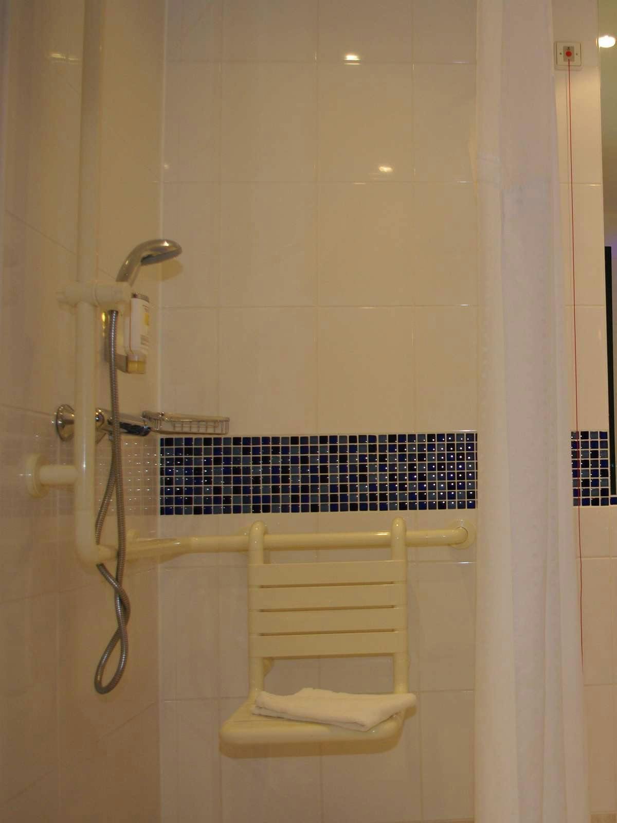 Hotel Holiday Inn Express Singen photo 3