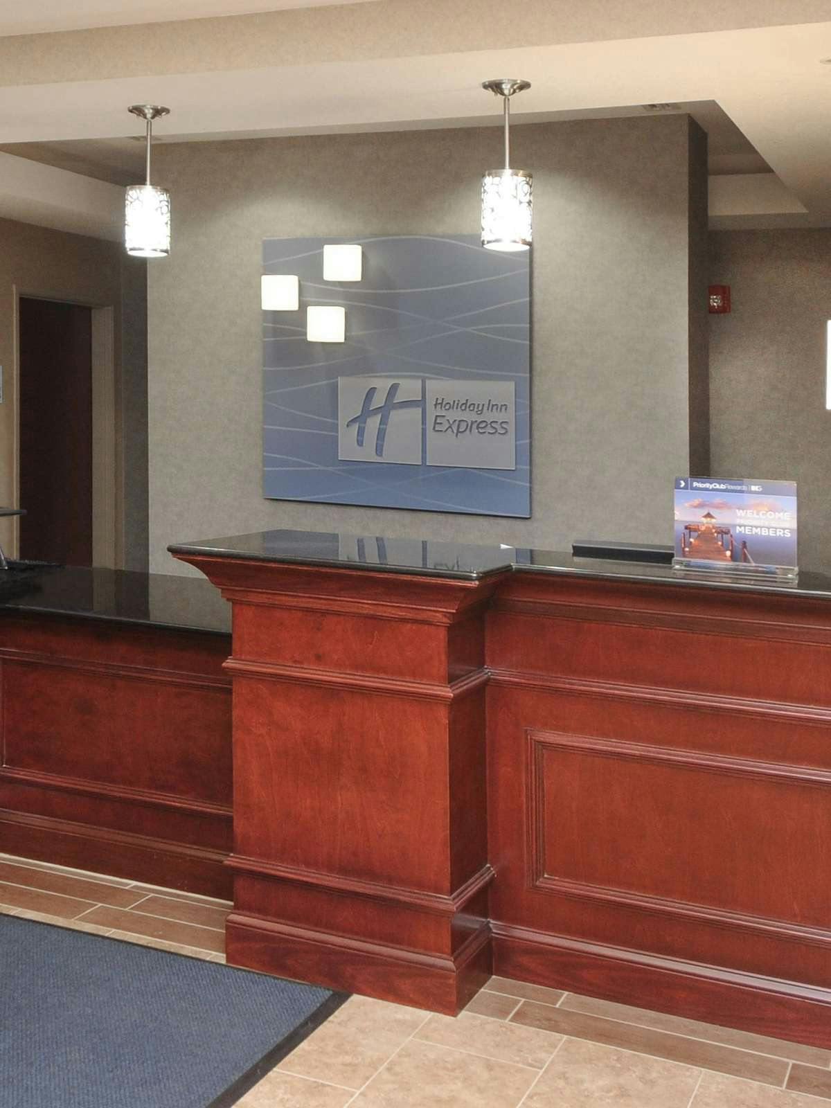 Hotel Holiday Inn Express Somerset photo 5