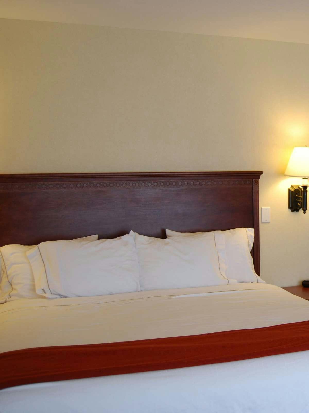 Hotel Holiday Inn Express South Burlington photo 1