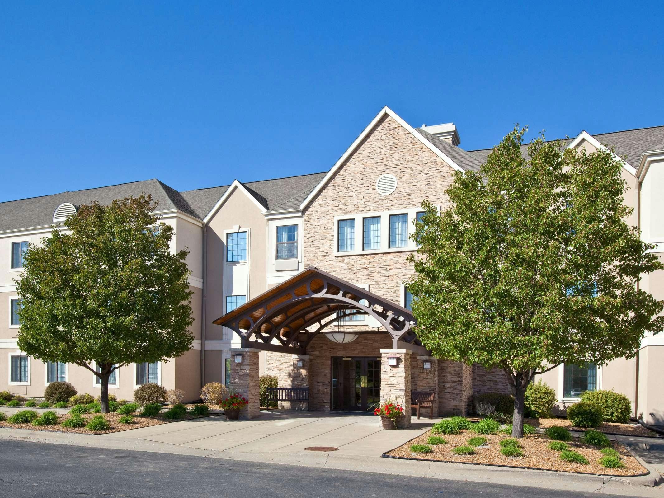 Staybridge Suites Peoria Downtown