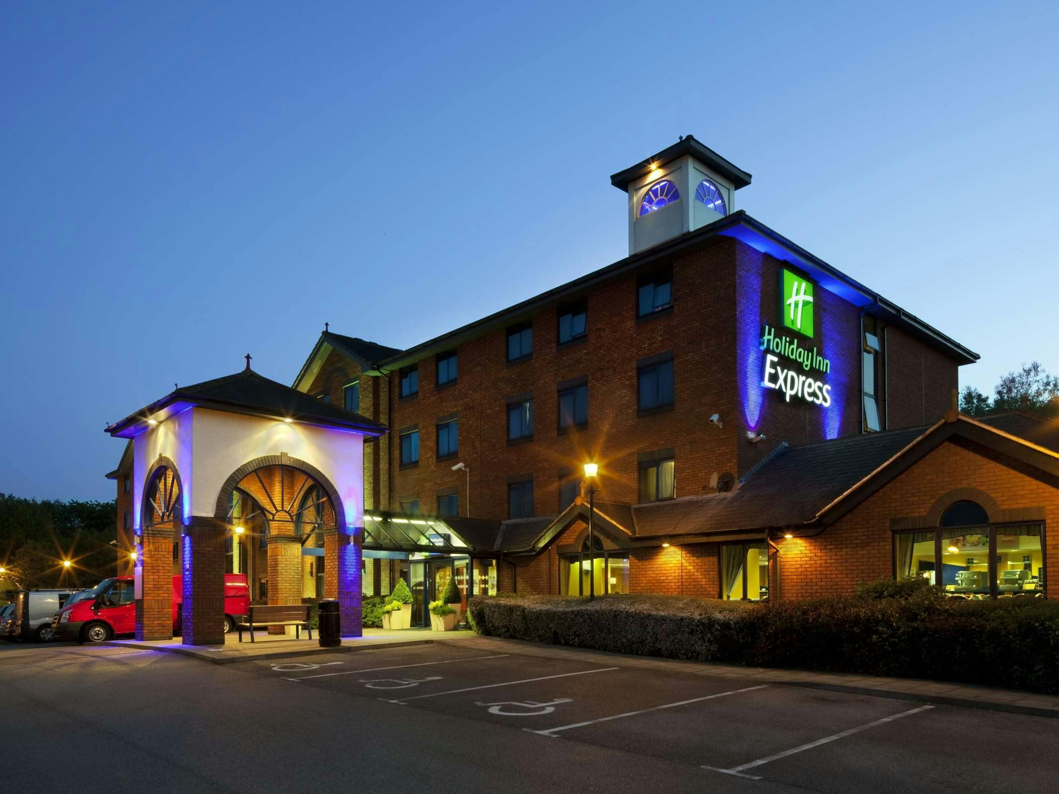 Holiday Inn Express Stafford M6