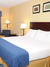 Hotel Holiday Inn Express Stephens City photo 1