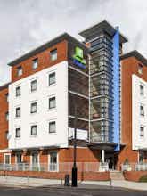 Hotel Holiday Inn Express Stevenage photo 5