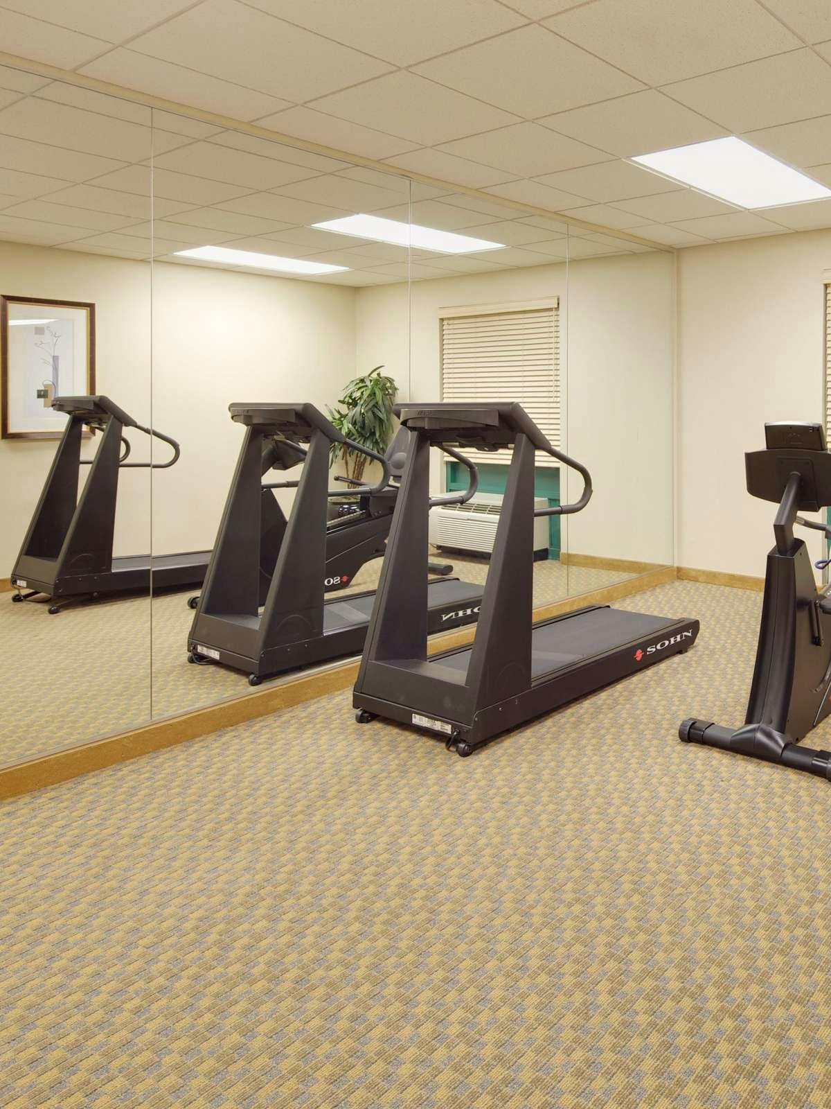 Hotel Holiday Inn Express Southwind photo 5