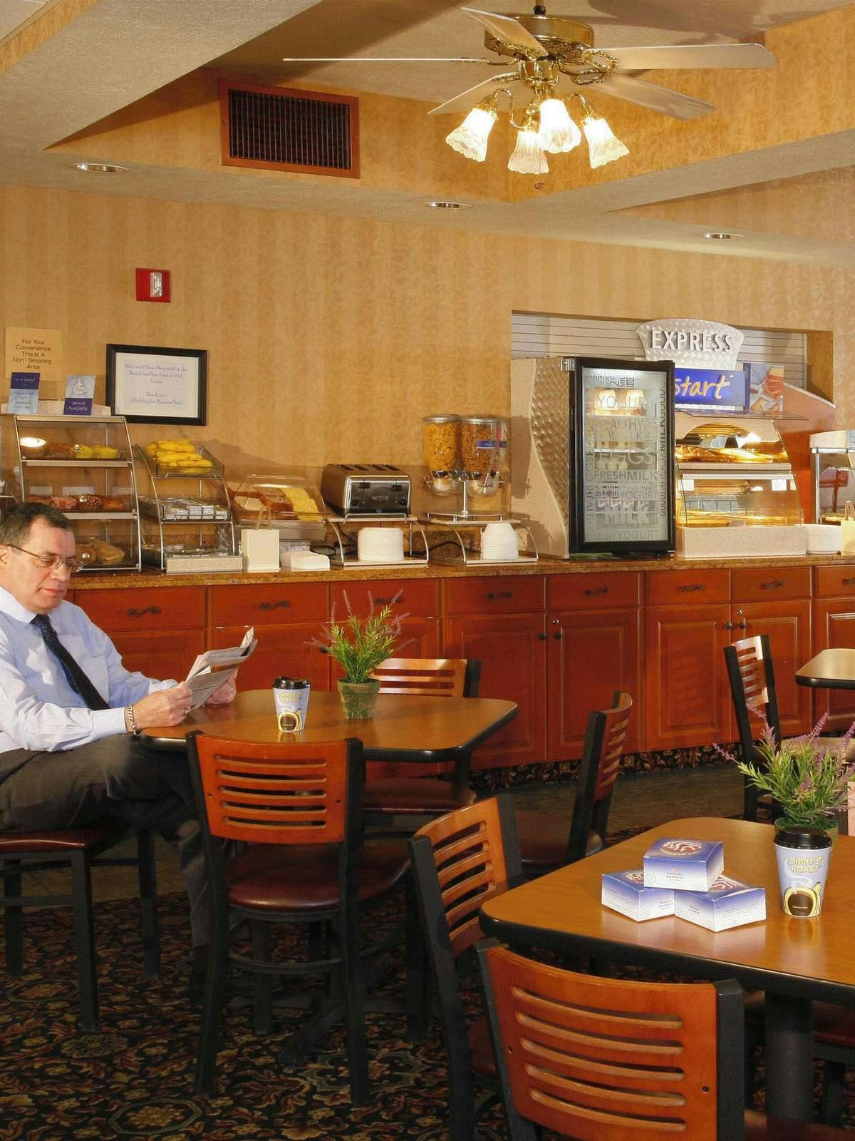 Hotel Holiday Inn Express Spokane Valley photo 5