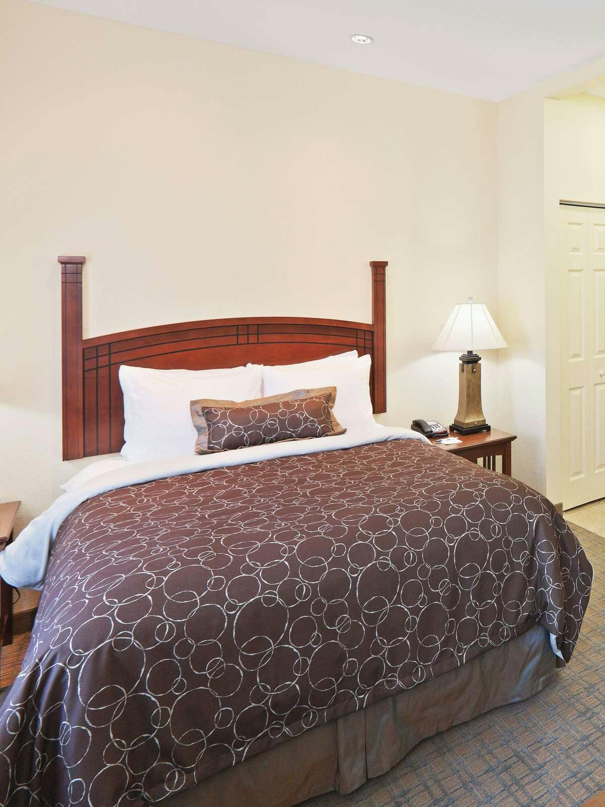 Hotel Staybridge Suites Oklahoma City Airport photo 1