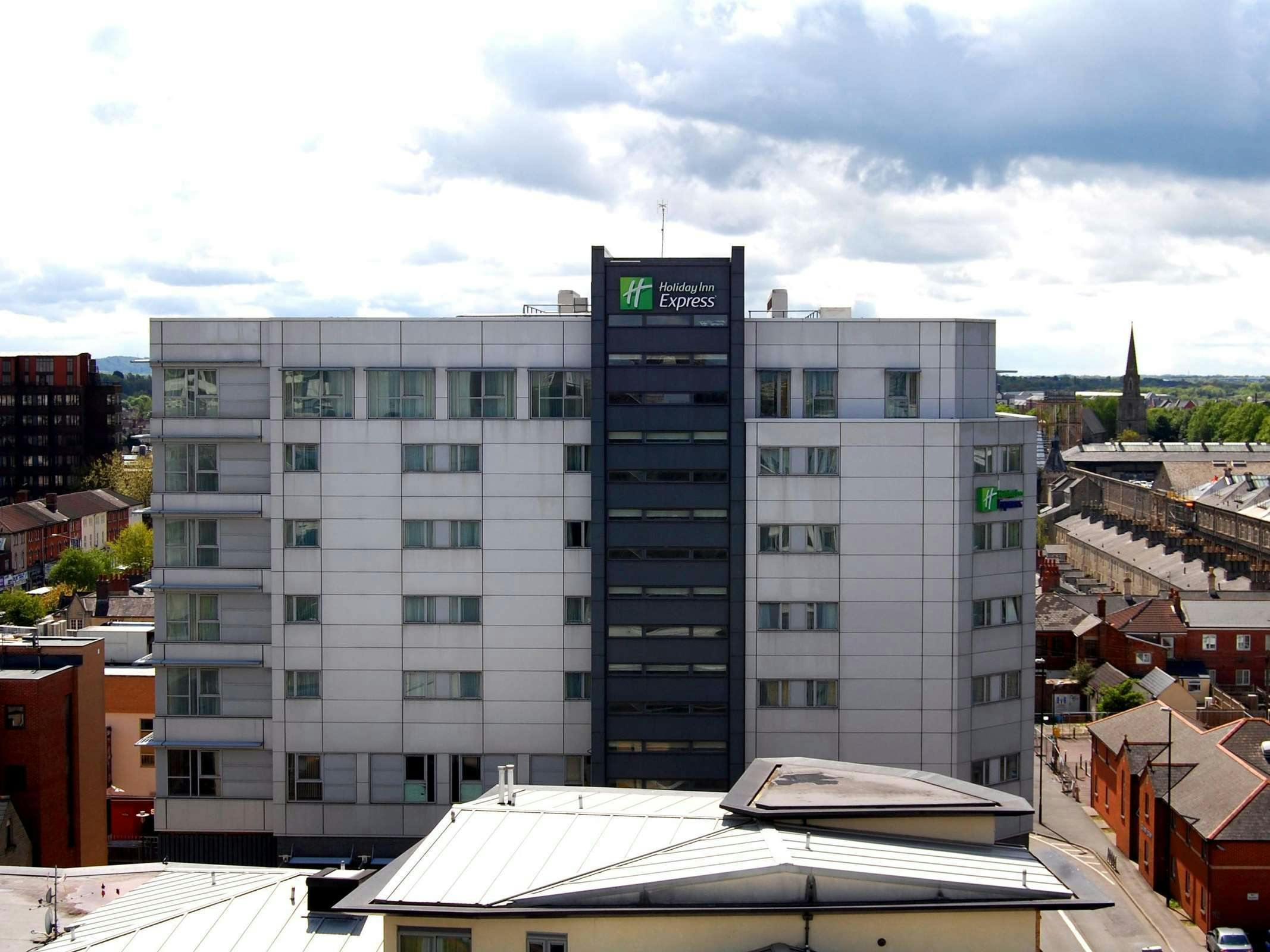 Holiday Inn Express Swindon City Centre