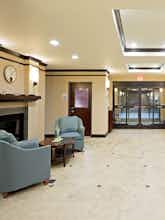 Hotel Holiday Inn Express Syracuse North photo 3