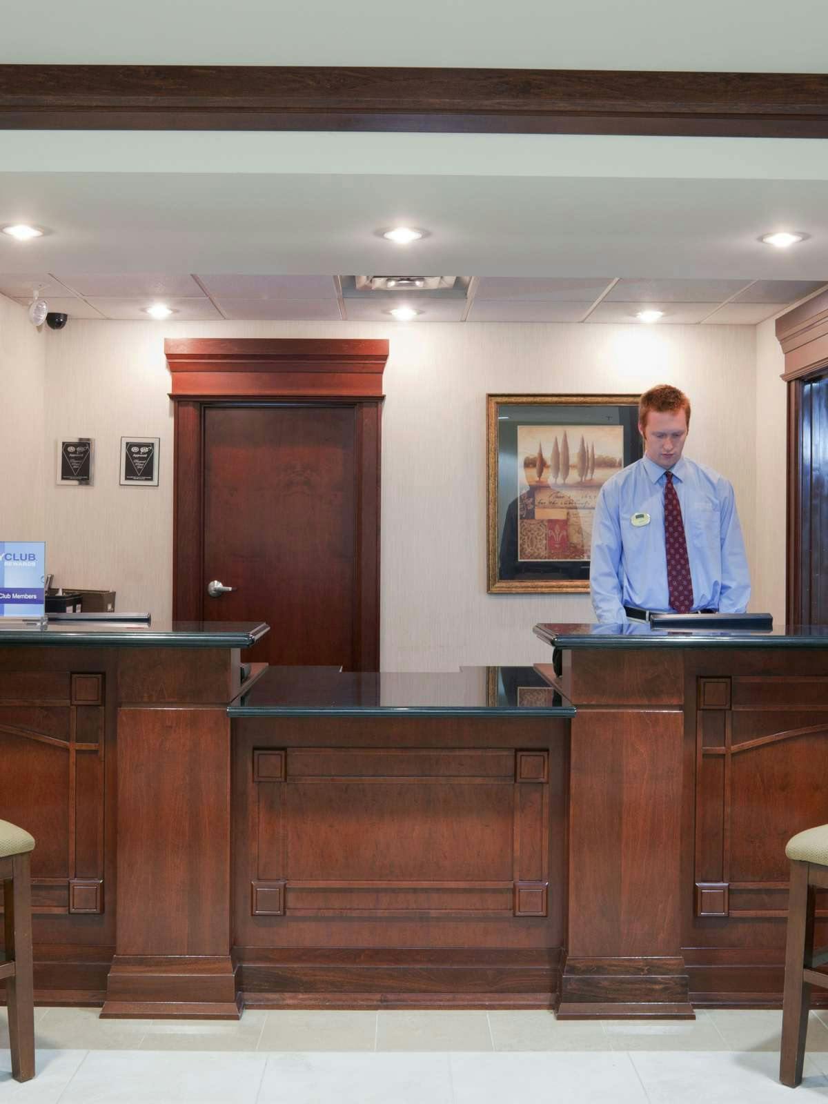 Hotel Staybridge Suites Oakville Burlington photo 4