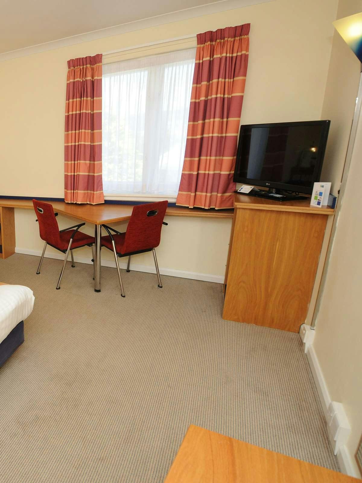 Hotel Holiday Inn Express Stirling photo 2