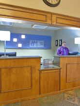 Hotel Holiday Inn Express Tucson Airport photo 4