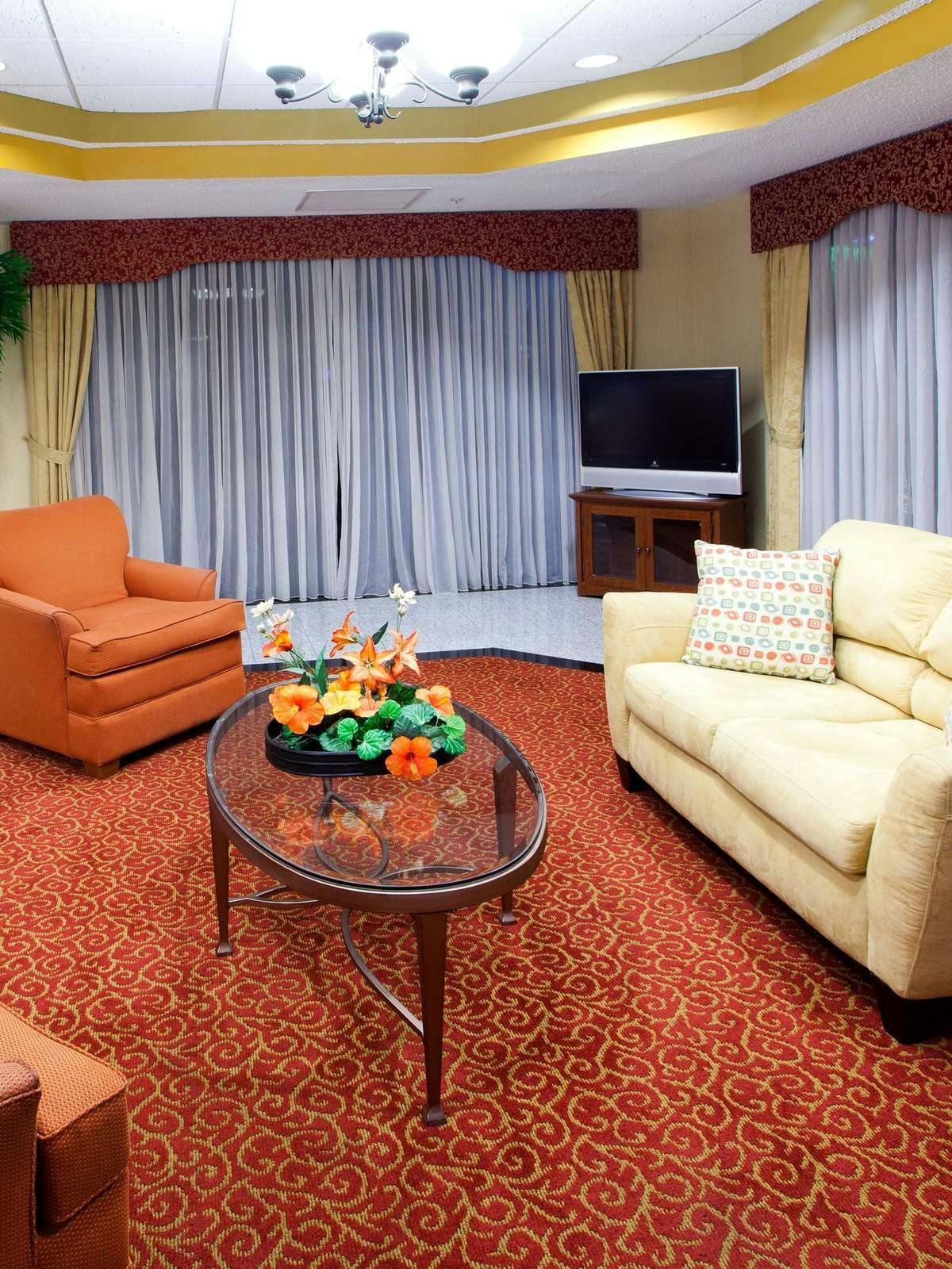 Hotel Holiday Inn Express Vero Beach West photo 3