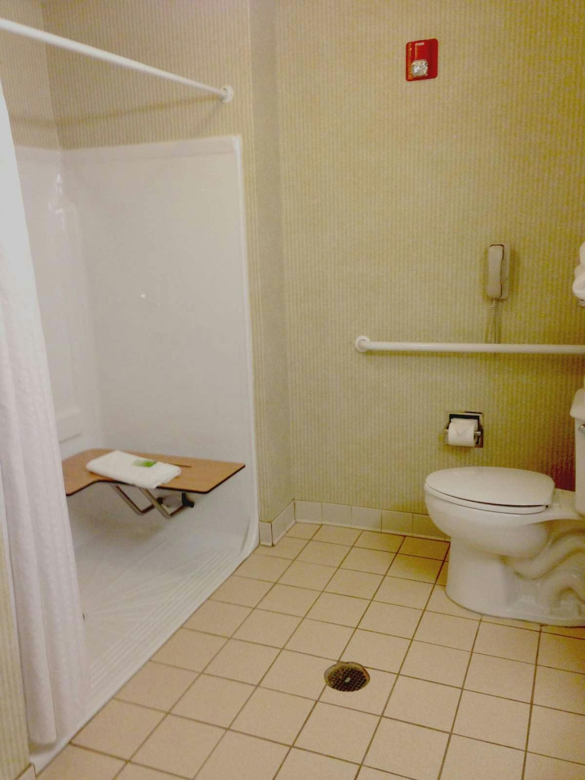 Hotel Holiday Inn Express Village West photo 2