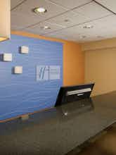 Hotel Holiday Inn Express Waldorf photo 5